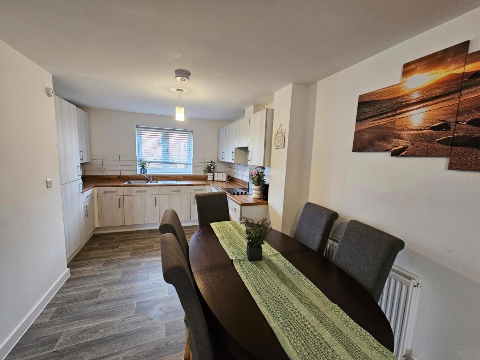 Modern 3 Bedroom Town House イプスウィッチ エクステリア 写真
